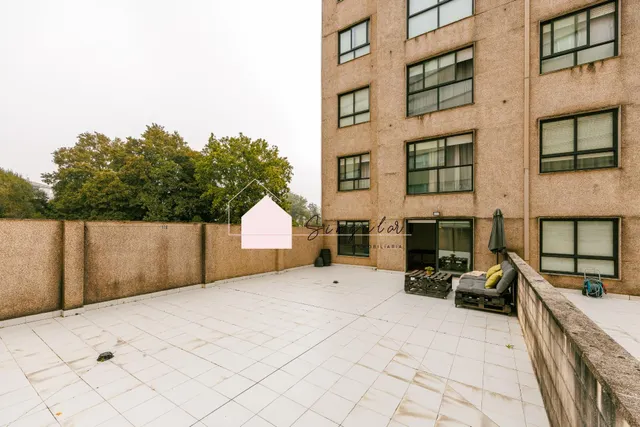 Piso con gran terraza. solo inversión. — 41