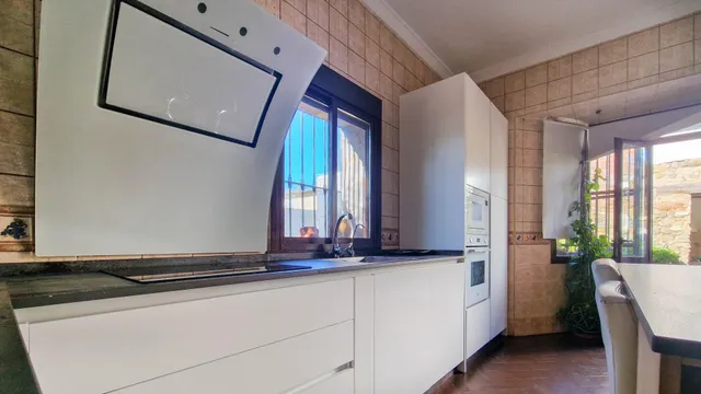 ALQUILER CHALET CON PARCELA EN HIGUERA DE VARGAS — 26