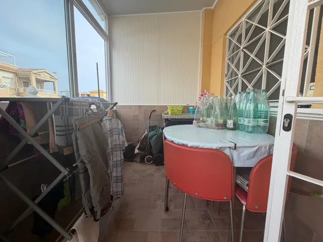 BUNGALOW BAJO EN ESQUINA REFORMADO 2 HAB 1 BAÑO Y 1 ASEO CON PISCINA COMUNITARIA EN TORREVIEJA — 17