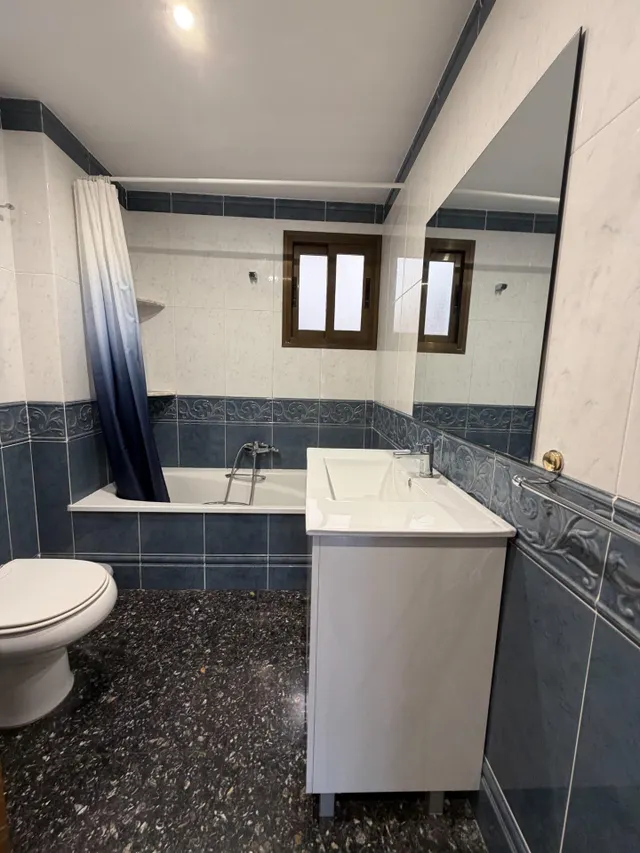 Piso seminuevo en Lliria con cuatro habitaciones, espectaculares terrazas, garaje y trastero — 23
