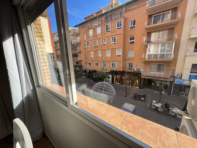 PISO FAMILIAR EN EL CORAZÓN DE BENIDORM - foto 2