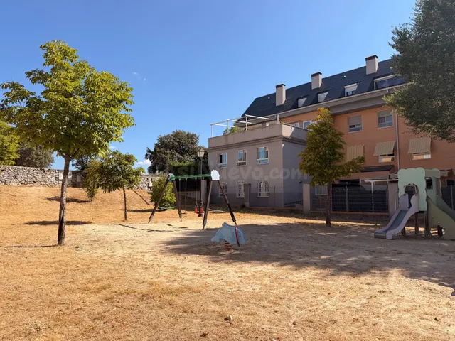 PISO 3 DORMITORIOS EN URBANIZACIÓN PRIVADA - foto 2