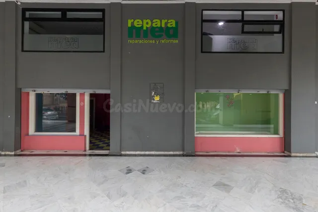 Local comercial en venta en calle agustina de aragón — 2