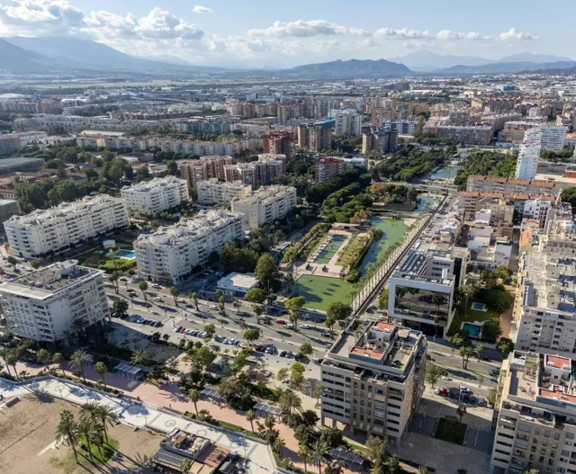 Ático 2 habitaciones 124m² en venta - Girón-Las Delicias-Pac - foto 2