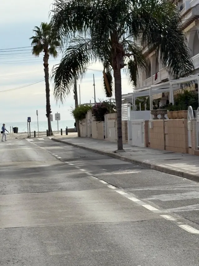 Acogedor apartamento en Santa Pola, Tamarit a solo 150 metros de la playa — 32