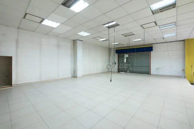 Local comercial 151m² en venta - Poble Nou - Olivar Gran — 3