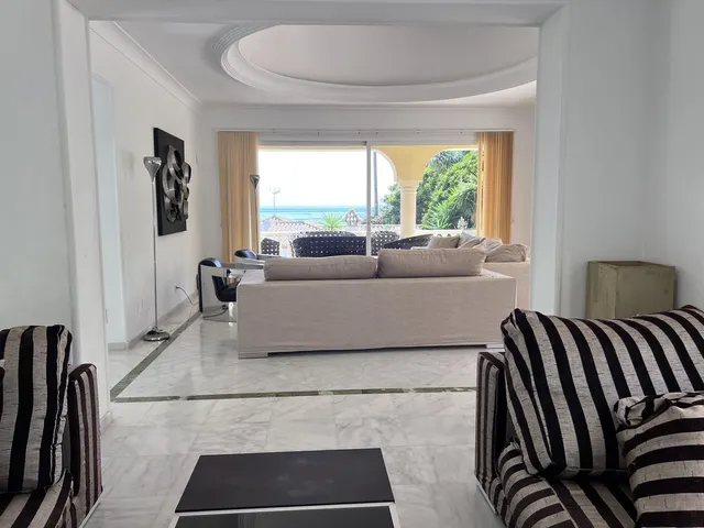 Chalet 4 habitaciones 544m² en venta - Marbella — 12