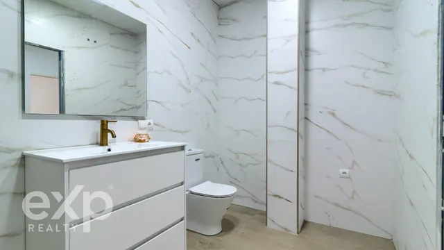 CASA EN ALGEMESI — 28