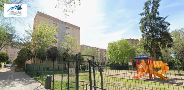 Venta de Piso en Sevilla — 2