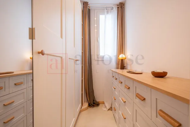 Piso luminoso y recién reformado, listo para entrar a vivir en vila de gràcia — 17