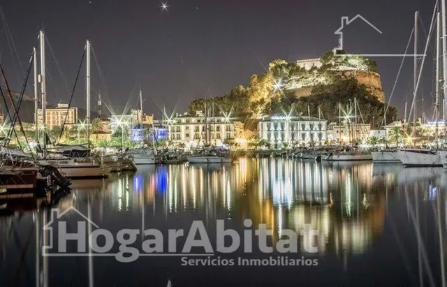 Seminuevo en denia, luminoso y espacioso con balcón y ascensor — 30