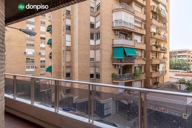 MAGNIFICA VIVIENDA EN LAS FLORES - CAMINO DE RONDA — 19