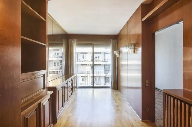 Piso alto y luminoso en galvany — 13