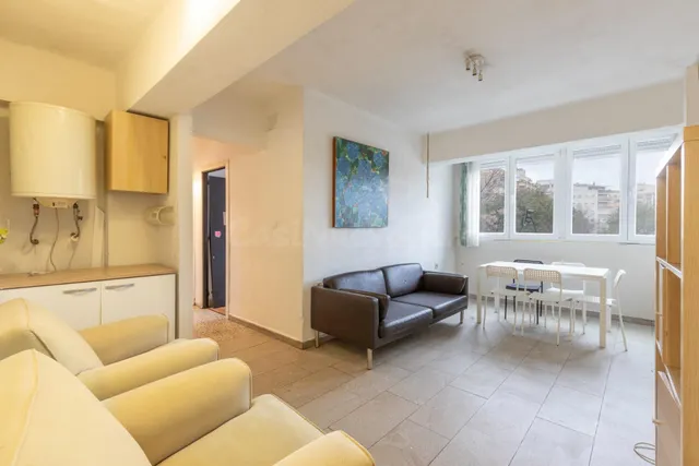 PISO DE 4 DORMITORIOS EN CAMINO DE RONDA — 2