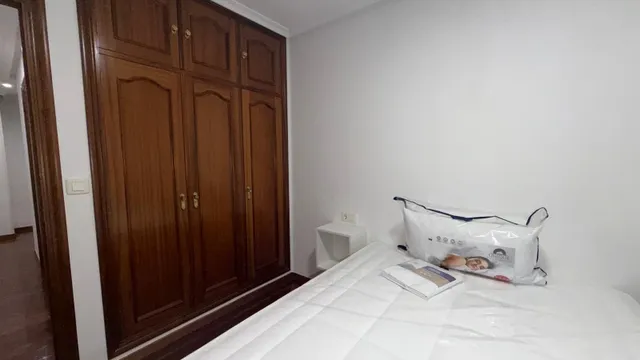 MARAVILLOSO PISO DE ALQUILER POR TEMPORADA EN PLENO CENTRO DE OURENSE – ZONA VALLE-INCLÁN — 45