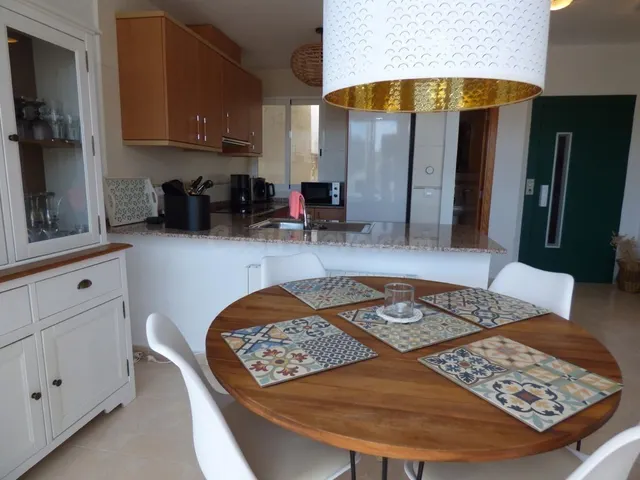 Entre Mar y Montaña: Vivienda Exclusiva con Vistas Panorámic - foto 2