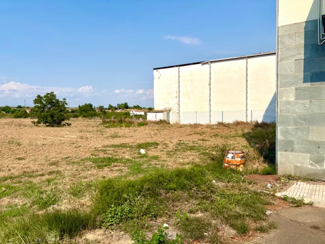 Estupenda parcela en la entrada de Torrefarrera — 2