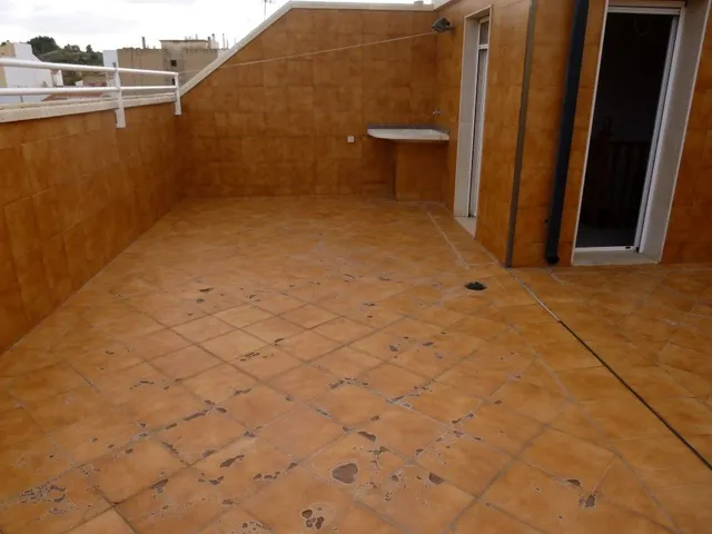 OCASION - CASA CON EXCELENTES ACABADOS Y AMPLIA TERRAZA — 13