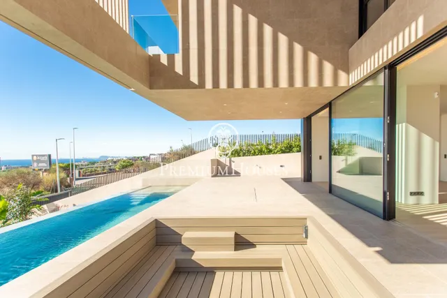 Espectacular y lujosa casa en venta en Teià — 11