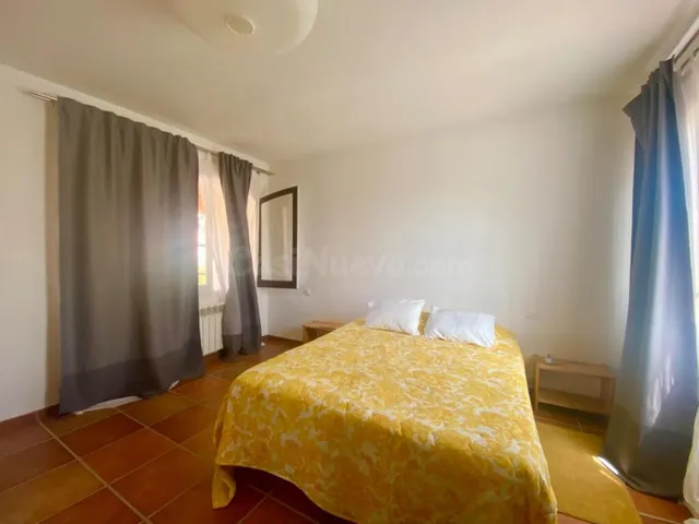 Exclusiva finca con masía, hotel, bodegas y 83 ha de terreno en el Priorat — 26