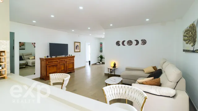 CASA EN ALGEMESI — 10