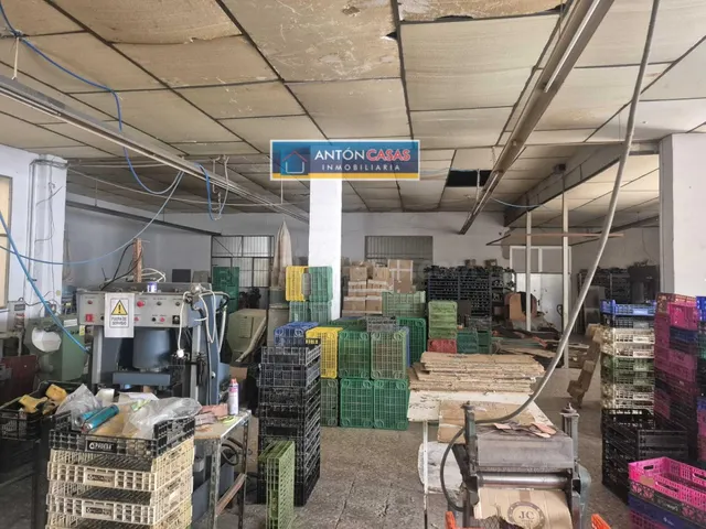 NAVE INDUSTRIAL DE 766 M2 EN MONÓVAR - foto 3
