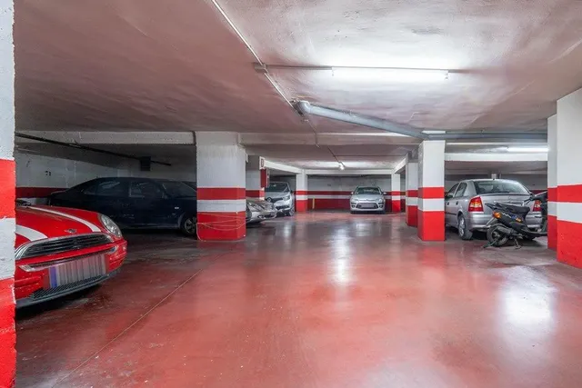 3 plazas de garaje juntas en calle Pedro Antonio de Alarcón — 10