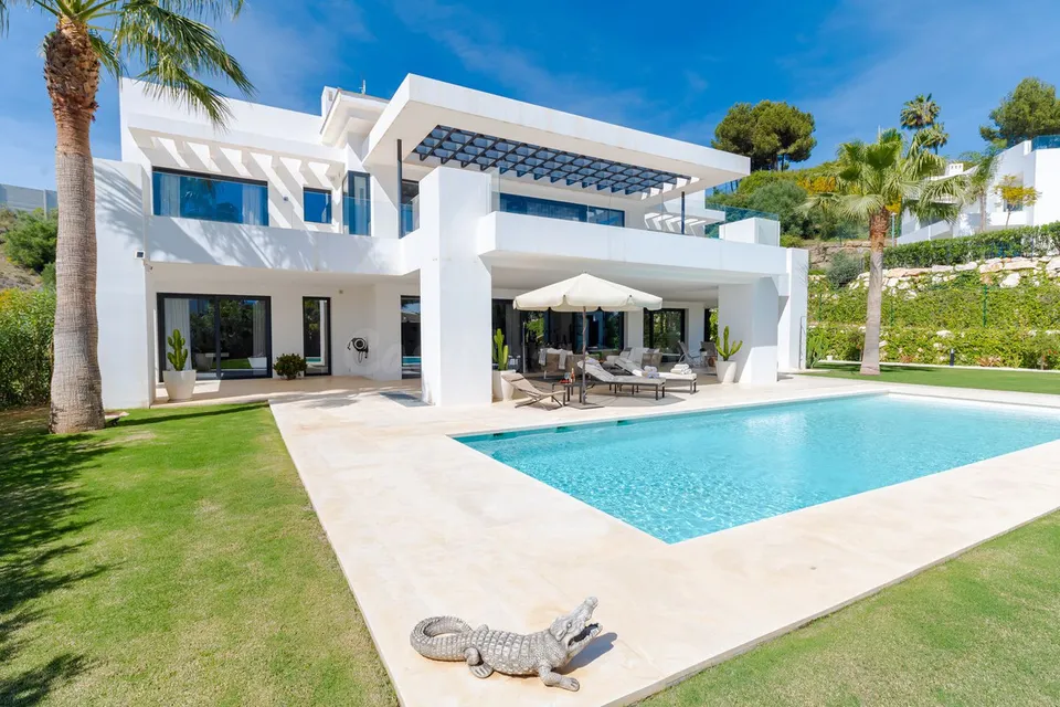 Chalet 6 habitaciones 637m² en venta - Marbella