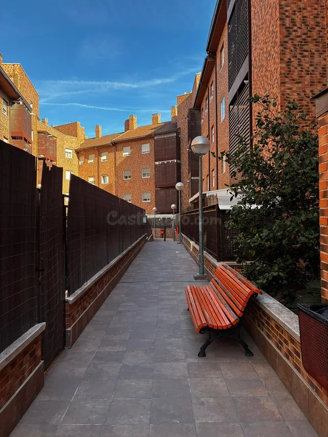 Piso 1 habitación 50m² en venta - Opañel - foto 4