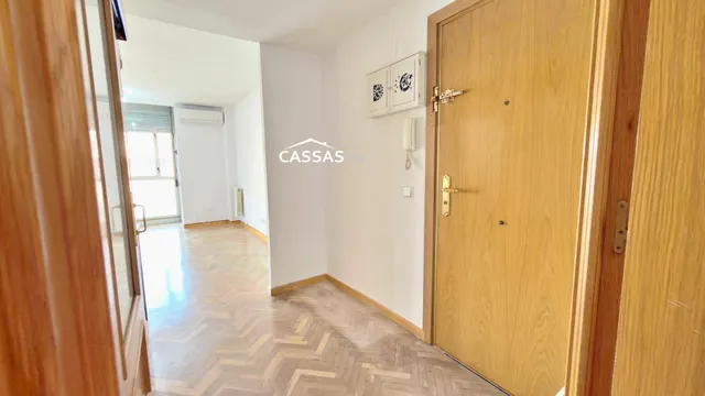 Apartamento en Zona Centro, junto a Calle del Cristo — 28