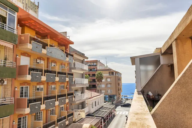 APARTAMENTO DE 3 DORMITORIOS 2 BAÑOS EN TORREVIEJA ( ALICANT - foto 3