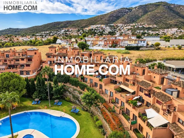 Espectacular adosado de 332 m2 con 5 dormitorios y gran Apar - foto 2