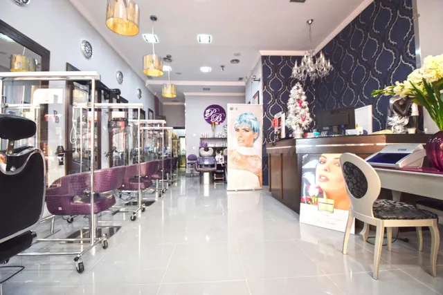 ¡Se vende local comercial en el centro comercial de Almerima - foto 5