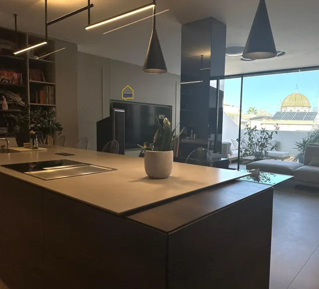 Ático con piscina y gimnasio, en el centro de Lorca — 18