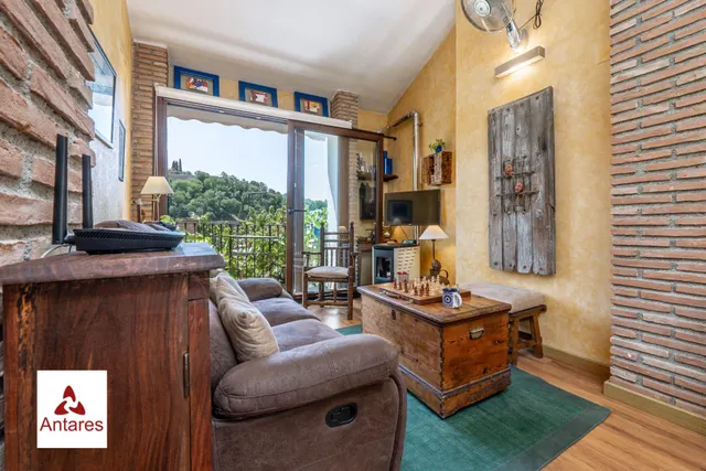 Espectacular casa con vistas directas a la Alhambra y Licencia Turística Activa en el Albaicín — 12