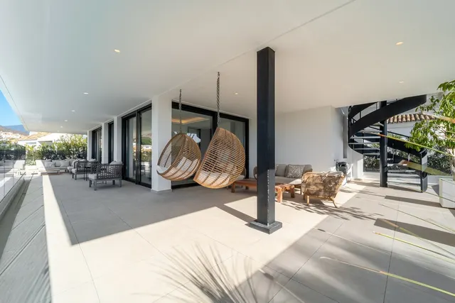 Chalet 5 habitaciones 661m² en venta - Marbella — 39