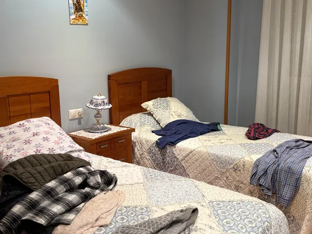 SE PISO SEMINUEVO, 94 M2, AMUEBLADO, COCINA, SALÓN, 3 HAB., 2 BAÑOS, ASCENSOR, TRASTERO, P.G. PARA ENTRAR A VIVIR. — 15