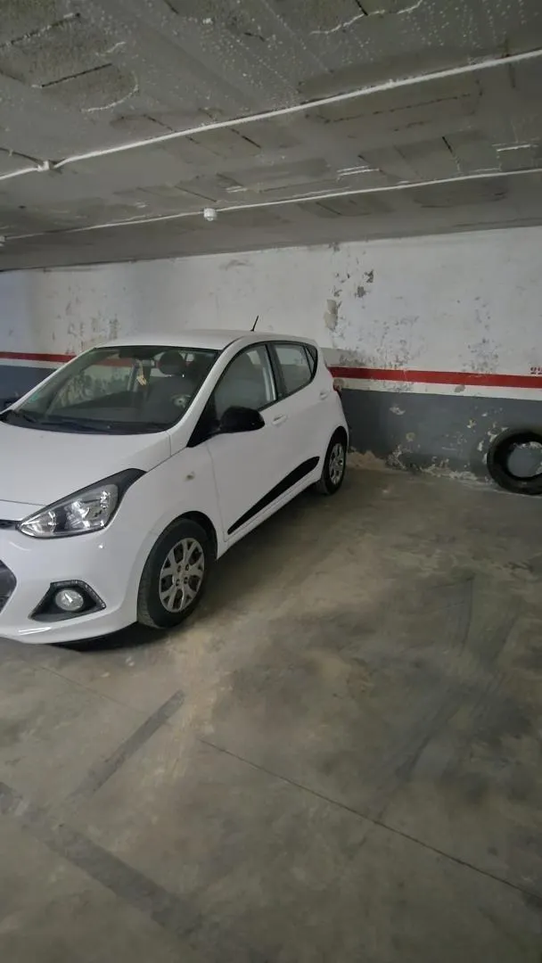 Se vende plaza de aparcamiento en Sants - Montjuïc / el Poble Sec (Barcelona). — 5
