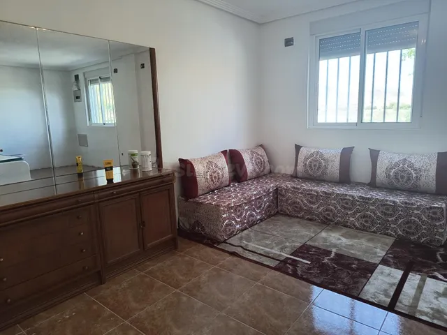 ALQUILER DE EXCELENTE CASA DE CAMPO CON 5 GARAJE - foto 5