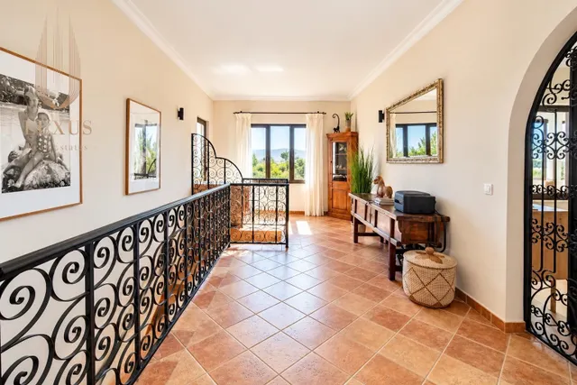 VILLA MEDITERRÁNEA CON GRAN PARCELA, PISCINA Y ESPACIO PARA TODA LA FAMILIA ☀️ — 42