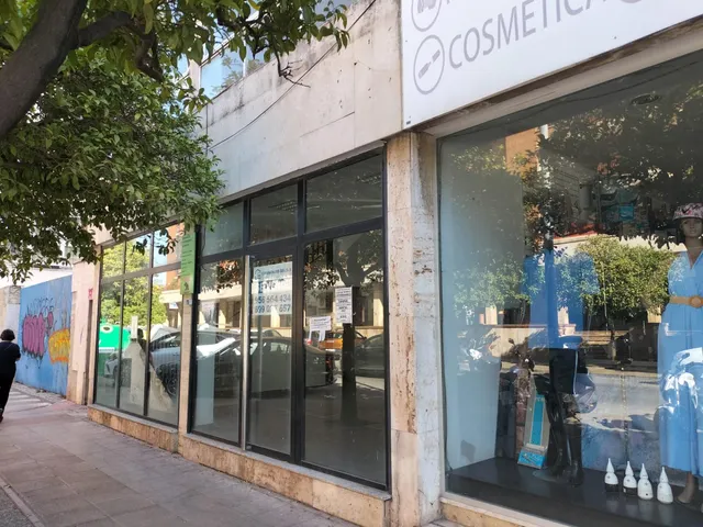 Local comercial en venta de procedencia bancaria — 4