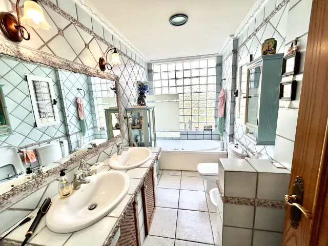 Villa 6 habitaciones 440m² en venta - Los Europeos — 17