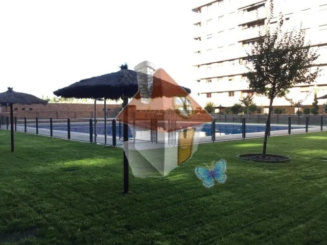 ALQUILER DE LOCAL COMERCIAL EN LA PRIMERA FASE — 27
