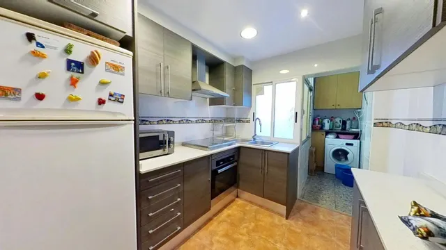 ¡Oportunidad en Quart de Poblet! Vivienda luminosa, reformada y lista para entrar a vivir. — 12