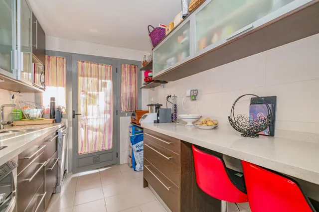 Piso urbanización giner de los ríos — 9