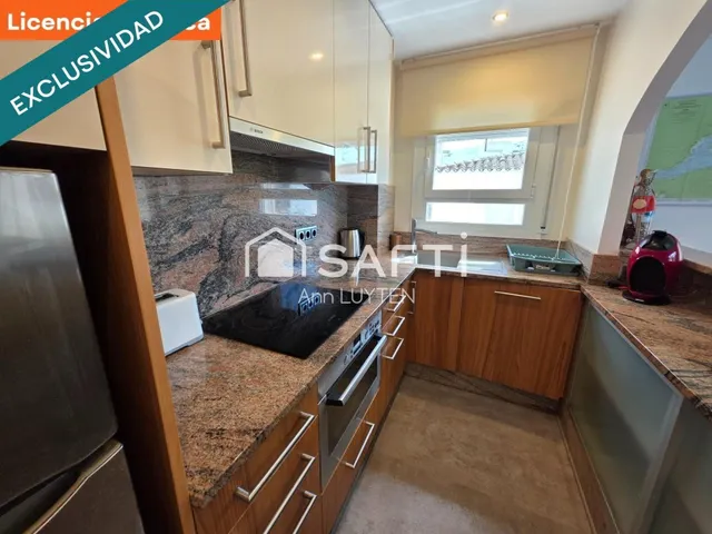 Apartamento con amarre privado y licencia turística Roses — 11
