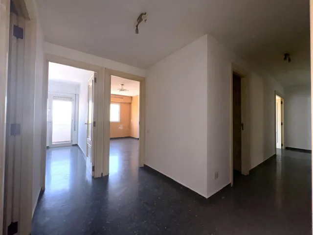 Amplia vivienda de 4 dormitorios con terraza, ascensor y vistas a la Sierra Calderona, en pleno centro de Godella — 37