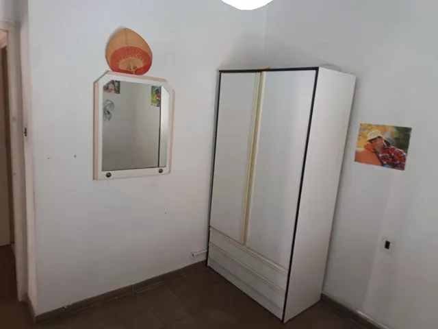 SE VENDE PISO EN MUY BUENA ZONA, A 5 MINUTOS DE LA PLAYA, CON TODOS LOS SERVICIOS A MANO — 13