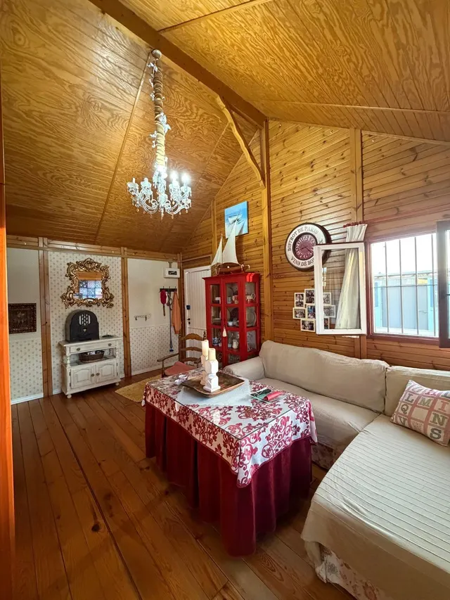 VENTA DE PARCELA RÚSTICA CON PISCINA Y BONITA CASA DE CAMPO!!! — 17