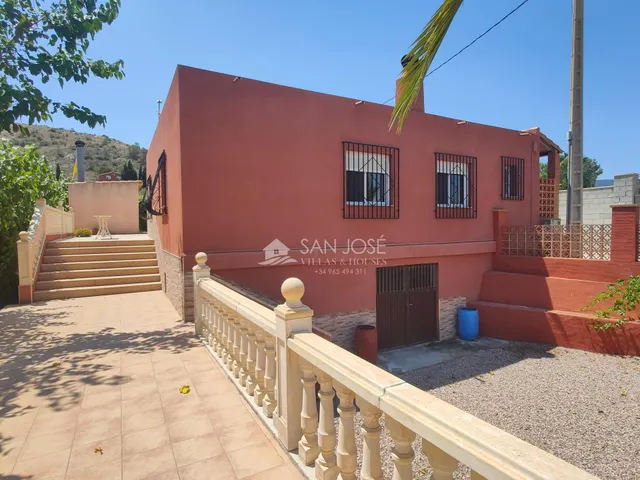 SE VENDE CASA DE CAMPO EN BUEN ESTADO EN ASPE — 10